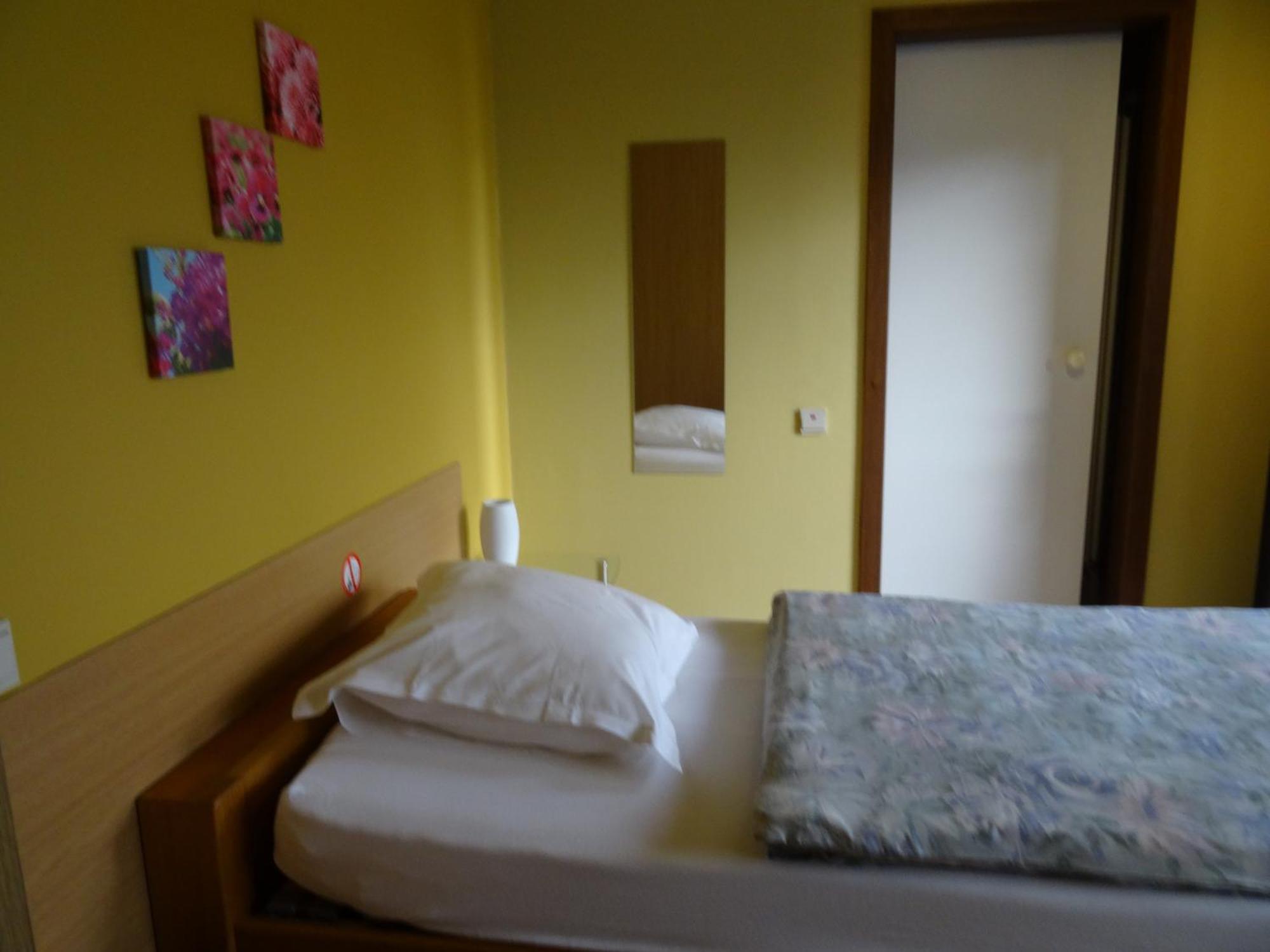 Hostellerie Daiseldaele Dadizele Værelse billede